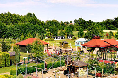 Mini ZOO we Włoszkowicach 9 km
